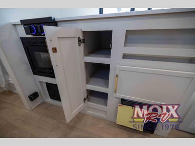 2026 Grand Design Transcend One - Photo 36