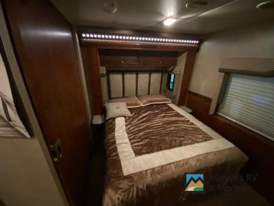 2017 Newmar Bay Star Sport - Photo 12