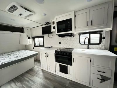 2024 Wayfinder RV Go Play - Photo 9