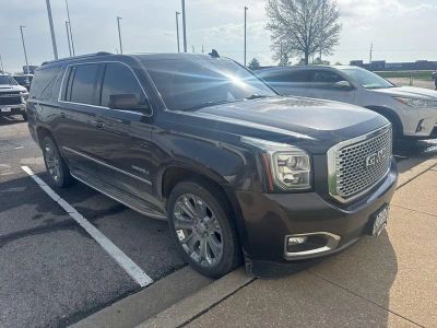 2017 GMC Yukon XL - Photo 1