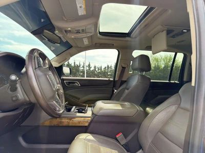 2017 GMC Yukon XL - Photo 8