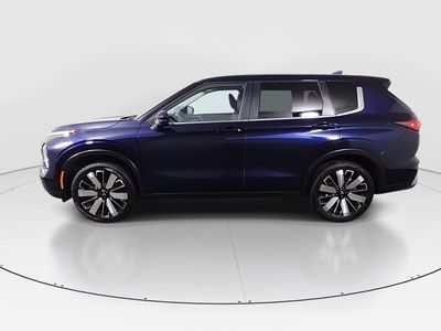 2025 Mitsubishi Outlander - Photo 4