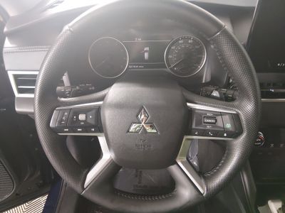 2025 Mitsubishi Outlander - Photo 12