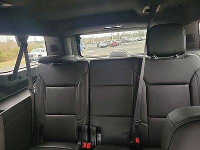 2024 Chevrolet Suburban - Photo 11