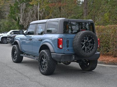 2022 Ford Bronco - Photo 3