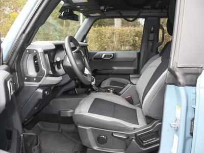 2022 Ford Bronco - Photo 8