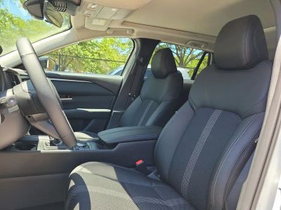 2026 Mazda CX-50 — photo 17 view