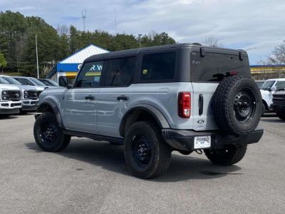 2026 Ford Bronco — photo 17 view