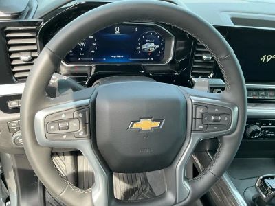 2026 Chevrolet Silverado 1500 — photo 14 view