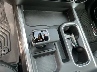 2026 Chevrolet Silverado 1500 — photo 13 view