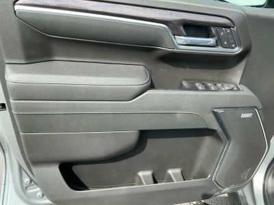 2026 Chevrolet Silverado 1500 — photo 16 view