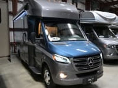2022 Tiffin WAYFARER - Photo 1