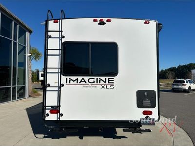 2026 Grand Design Imagine XLS - Photo 6
