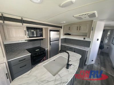 2024 Heartland Sundance Ultra Lite - Photo 8