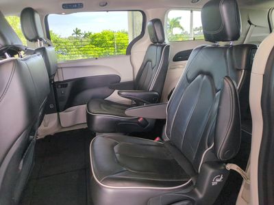 2022 Chrysler Pacifica - Photo 15