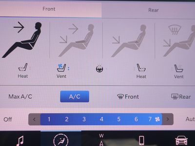 2022 Chrysler Pacifica - Photo 26