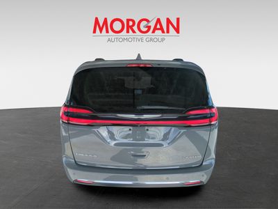 2022 Chrysler Pacifica - Photo 6