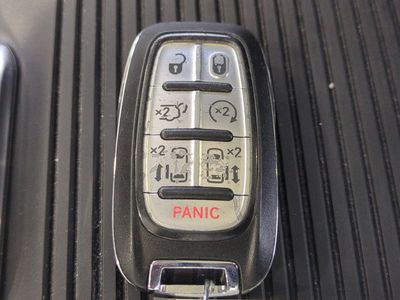 2022 Chrysler Pacifica - Photo 33