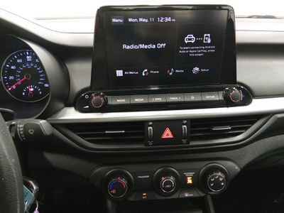 2024 Kia Forte — photo 13 view