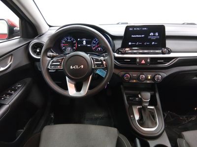 2024 Kia Forte — photo 12 view