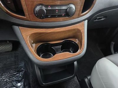 2023 Mercedes-Benz Metris — photo 11 view