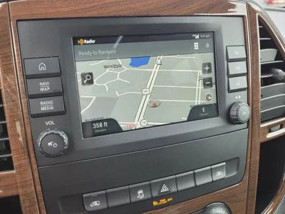 2023 Mercedes-Benz Metris — photo 9 view