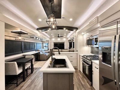 2025 Jayco North Point - Photo 19