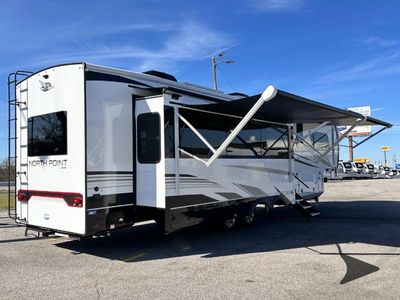 2025 Jayco North Point - Photo 11