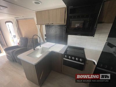 2026 Wildwood 27RK — photo 13 view