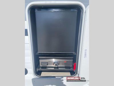 2026 Wildwood 27RK — engine compartment view