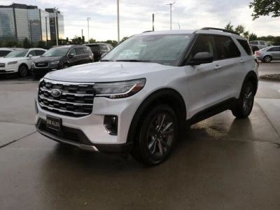 2026 Ford Explorer — side profile view