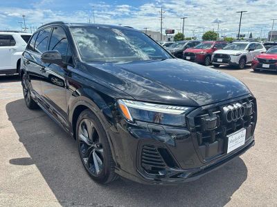 2025 Audi Q7 — rear three-quarter view