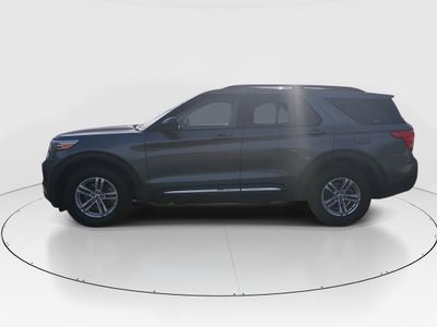 2022 Ford Explorer - Photo 4