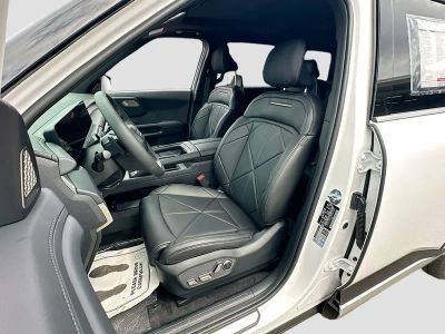 2027 Kia Telluride Hybrid — photo 22 view