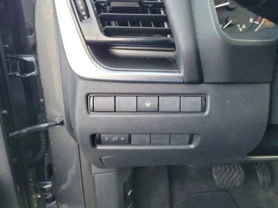 2023 Nissan Rogue — photo 16 view