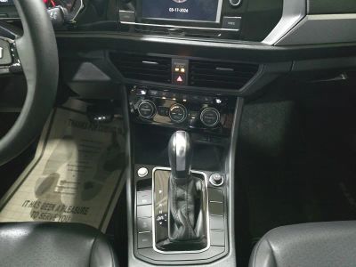 2020 Volkswagen Jetta — photo 13 view