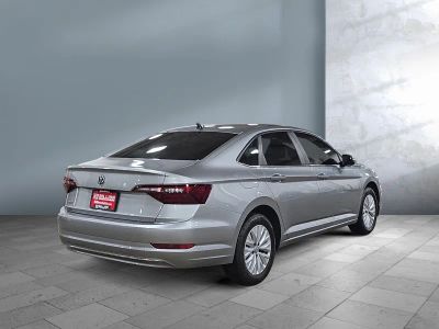 2020 Volkswagen Jetta — engine compartment view