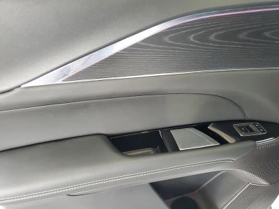 2024 Cadillac LYRIQ — photo 13 view