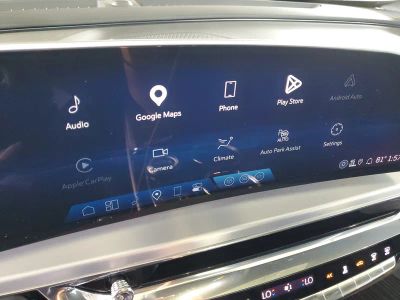 2024 Cadillac LYRIQ — photo 25 view