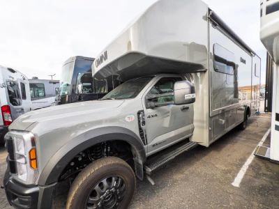 2027 Thor Motor Coach OMNI TRAIL — photo 24 view