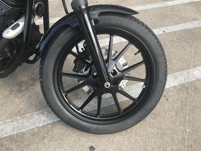 2025 Yamaha Bolt R-Spec - Photo 11