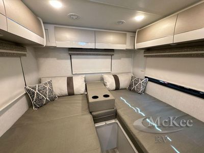 2026 Thor Motor Coach Vegas - Photo 15