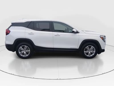 2024 GMC Terrain — photo 8 view