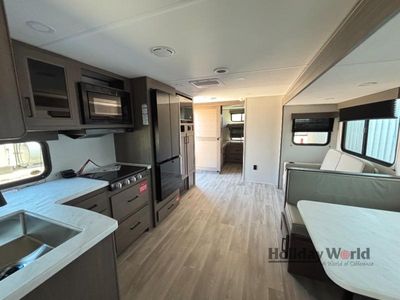 2026 Grand Design Transcend - Photo 5