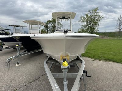 2025 Boston Whaler 250 DAUNTLESS - Photo 6