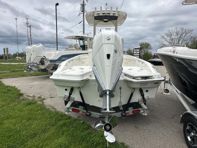 2025 Boston Whaler 250 DAUNTLESS - Photo 7