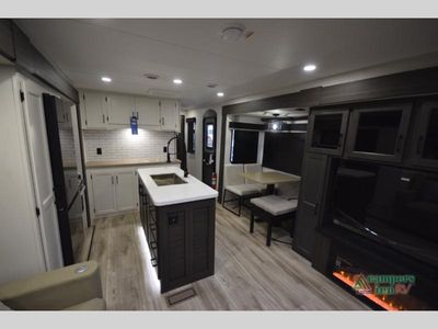 2027 Venture RV SportTrek Touring Edition - Photo 50