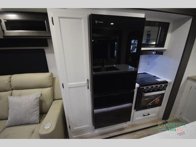 2027 Venture RV SportTrek Touring Edition - Photo 29