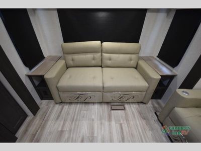 2027 Venture RV SportTrek Touring Edition - Photo 21