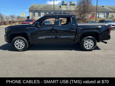2025 Toyota Tacoma — photo 7 view